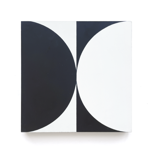 Hourglass (8" x 8") Black/Warm White
